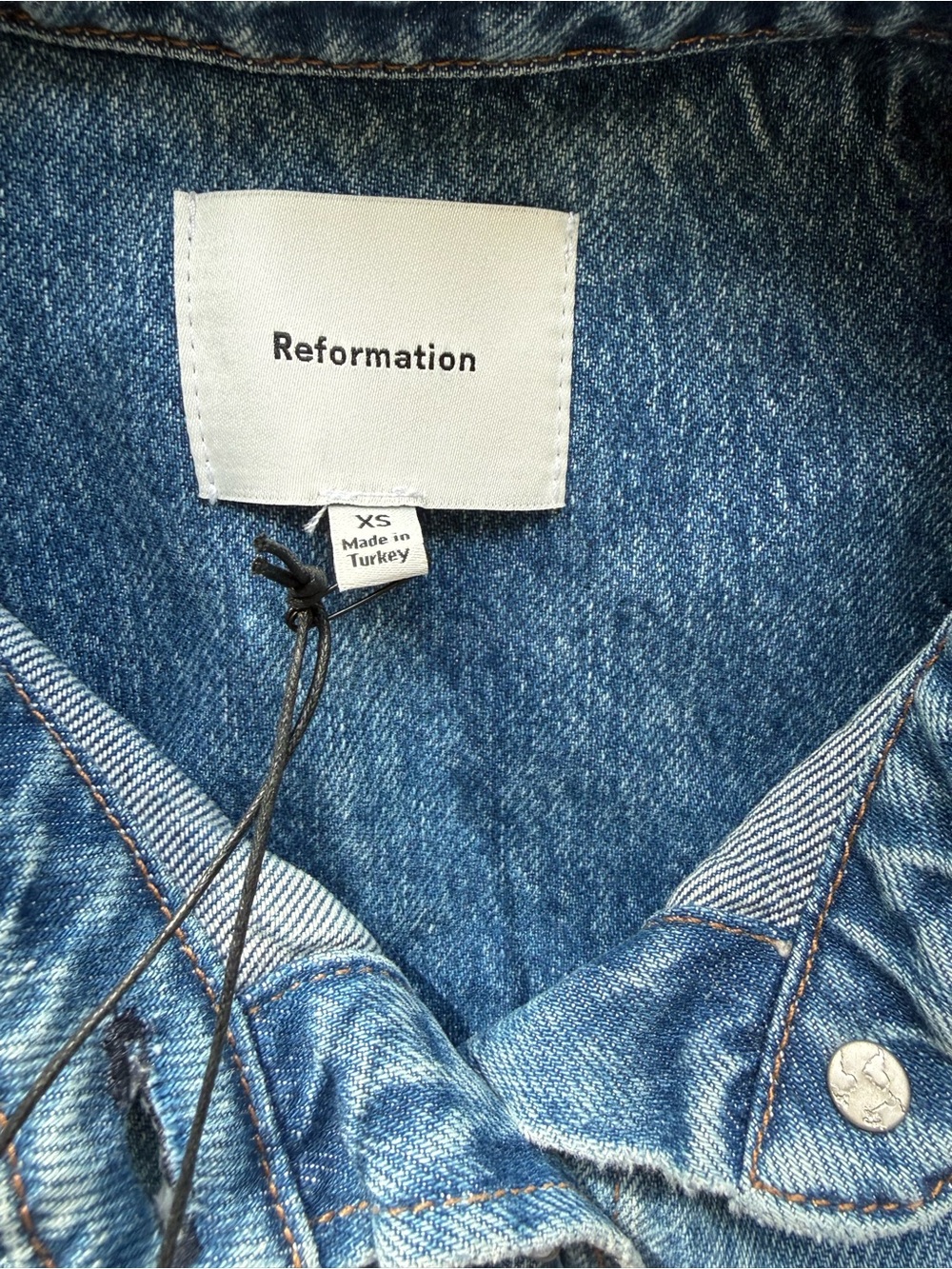NWT Reformation Carlos Denim Shirt- Colorado- Size XSmall - Picture 5 of 5